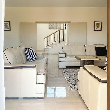 Phaedrus Living: Luxury Willa *
